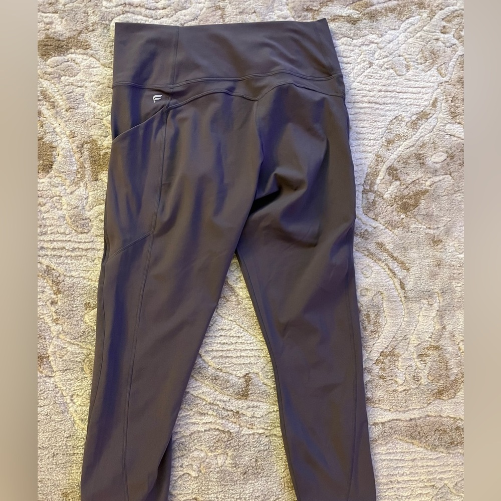 Fabletics compression leggings